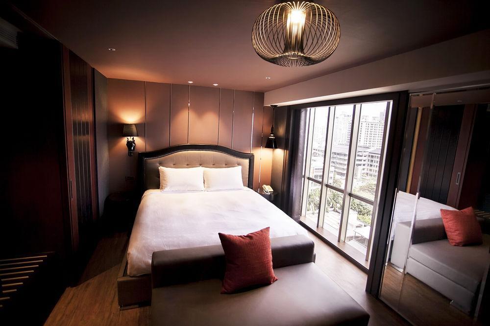 Royal Group Hotel Minghua Branch Kaohsiung Buitenkant foto