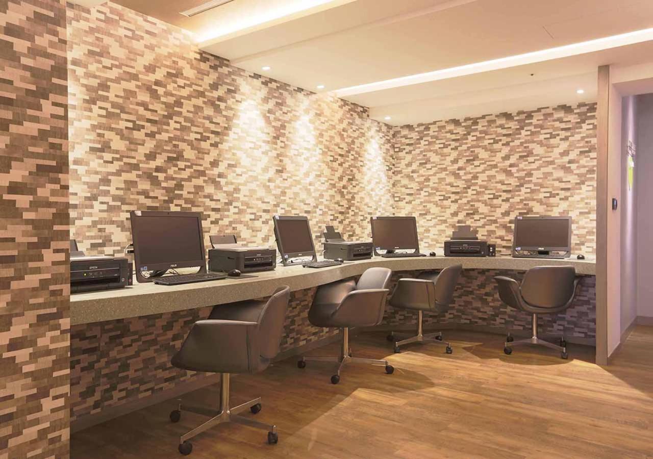 Royal Group Hotel Minghua Branch Kaohsiung Buitenkant foto
